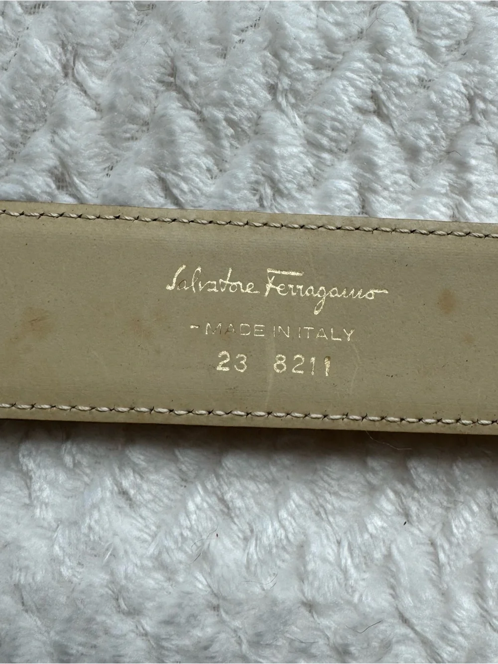 VTG 90s Salvatore Ferragamo Leather Belt S 30” Beige Gold Tone Buckle Italy